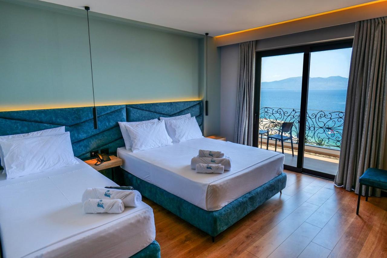 Seawave Hotel Sarandë Buitenkant foto