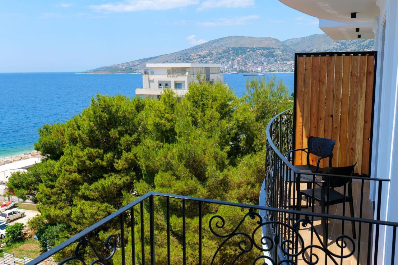 Seawave Hotel Sarandë Buitenkant foto